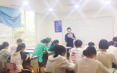 遂宁中学新校区收复读生吗